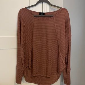 Like new Vici blush waffle knit top